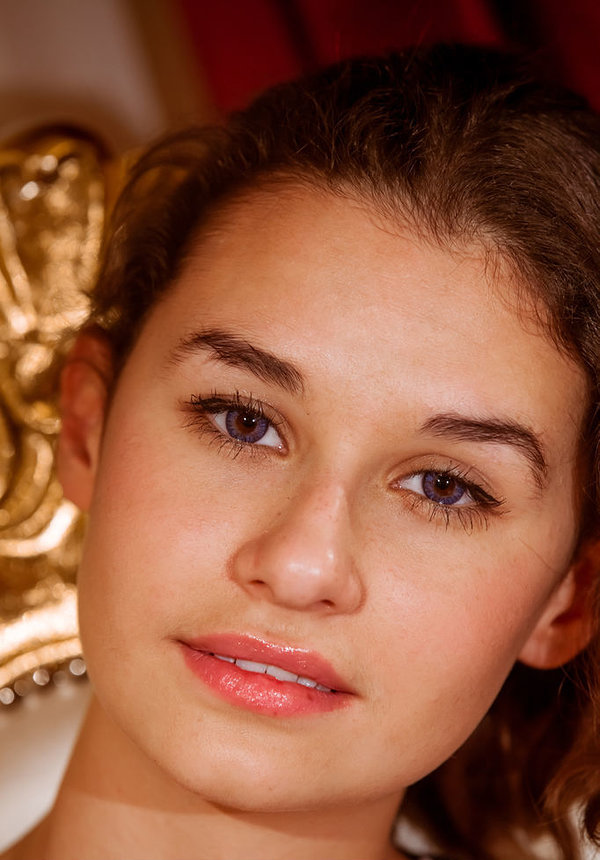 Сонечка, 19 лет, 3 размер груди